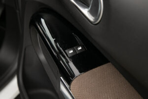 C4 カクタス 1.2 200台限定車
