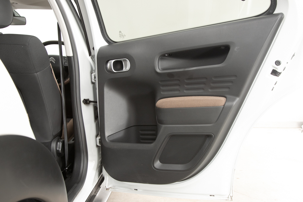 C4 カクタス 1.2 200台限定車