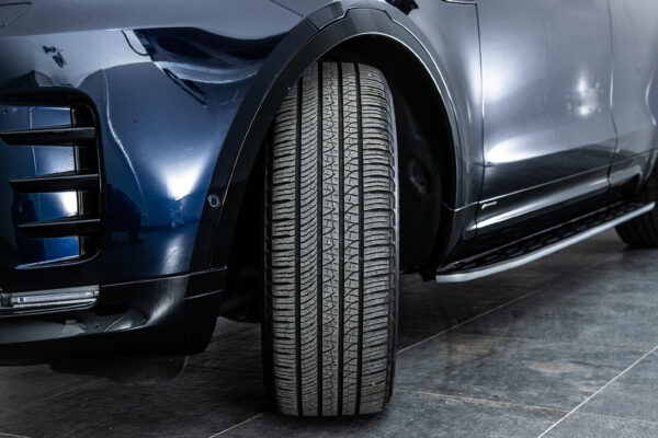 ディスカバリー R-Dynamic HSE D300 4WD