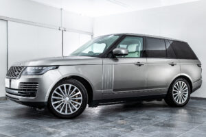 レンジローバー ヴォーグ(ディーゼル) 4WD