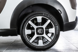 C4 カクタス 1.2 200台限定車