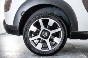 C4 カクタス 1.2 200台限定車