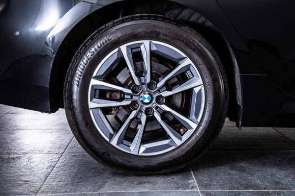 218d アクティブツアラー Mスポーツ DCT