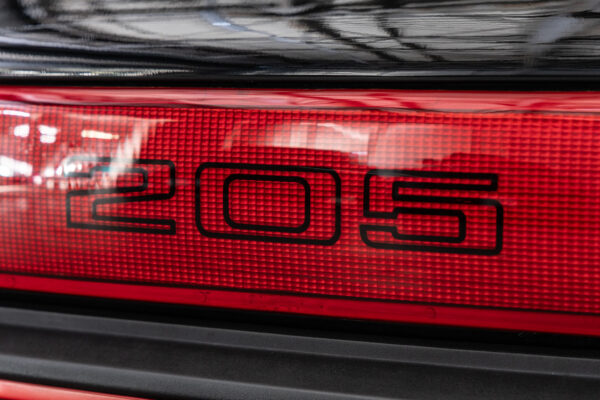 205 GTI