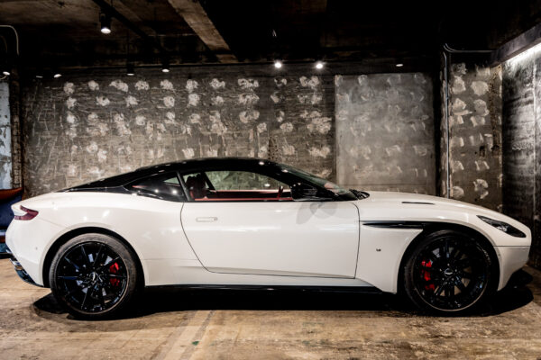 DB11 5.2