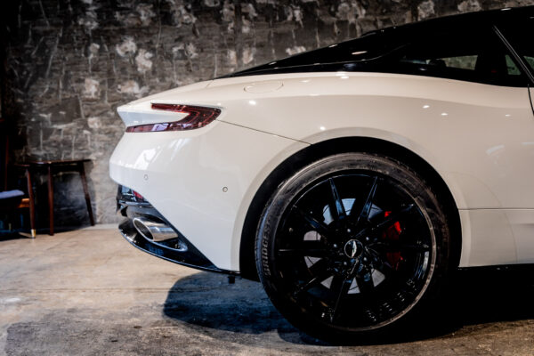 DB11 5.2