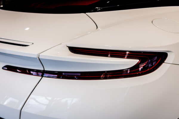 DB11 5.2