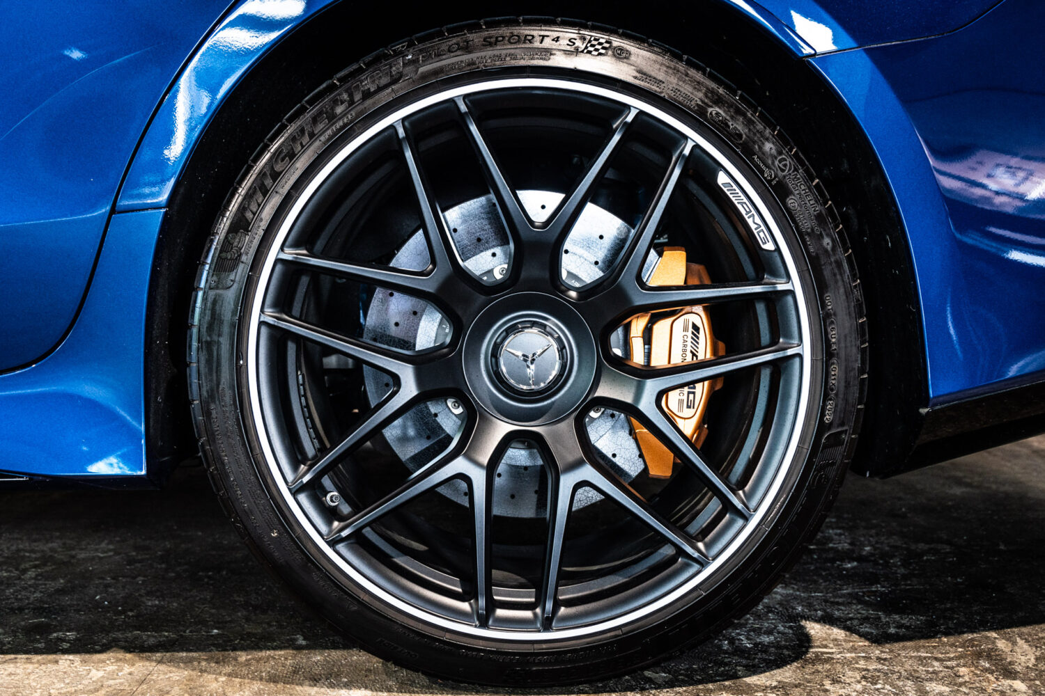 GT4ドアクーペ 63S Eパフォーマンス 4WD MP202201
