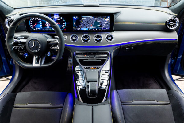 GT4ドアクーペ 63S Eパフォーマンス 4WD MP202201