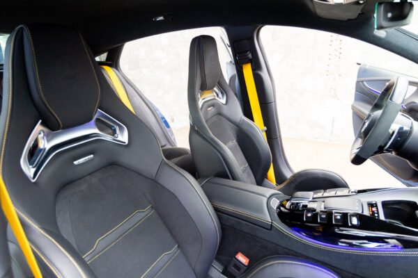 GT4ドアクーペ 63S Eパフォーマンス 4WD MP202201