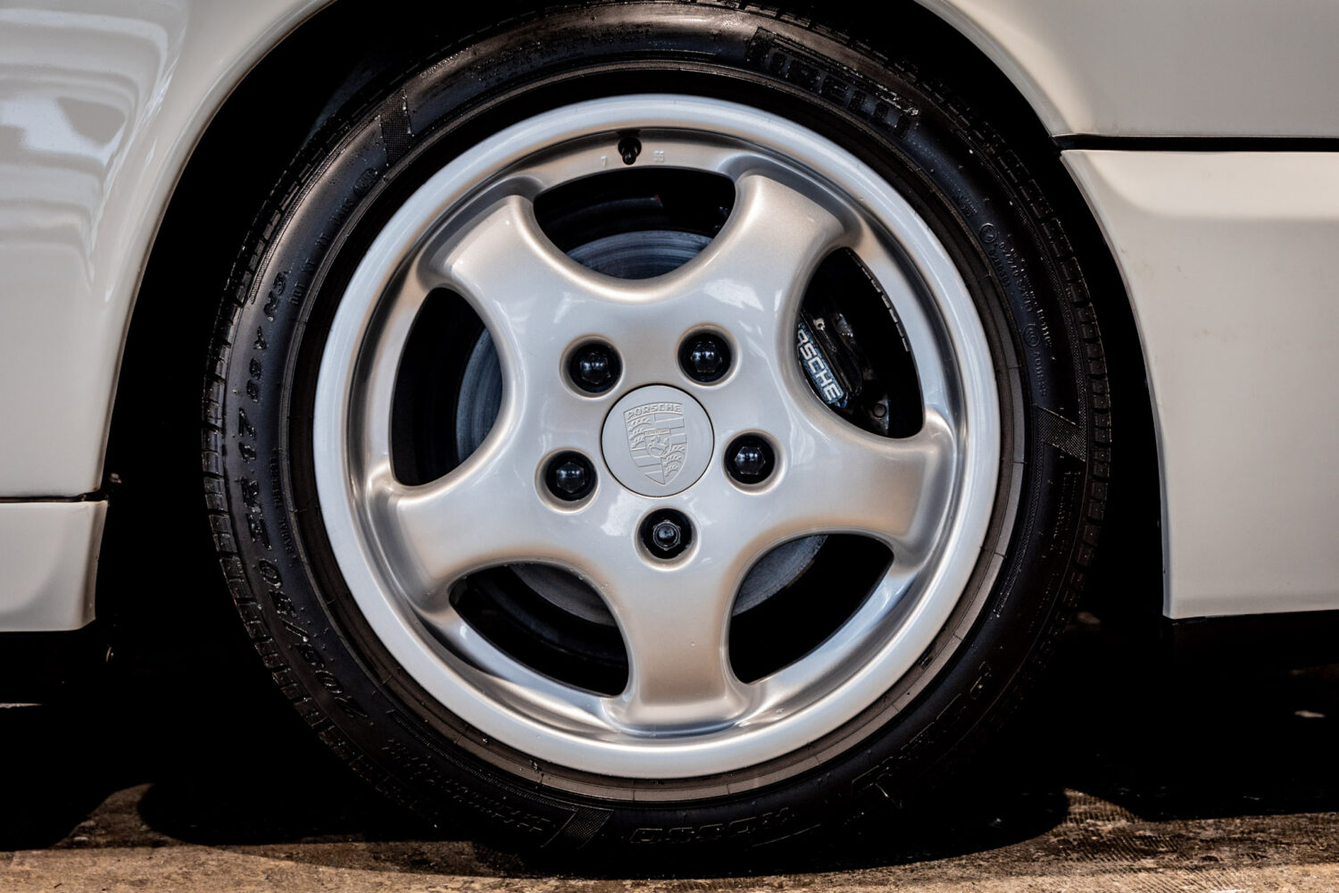911カレラ4 4WD