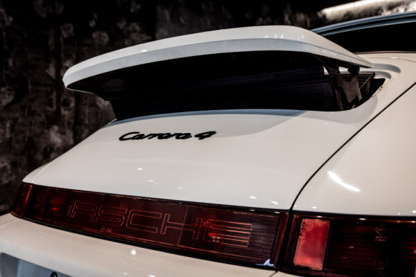 911カレラ4 4WD