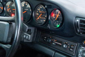 911カレラ4 4WD