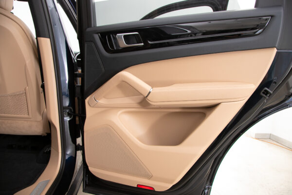 カイエン ティプトロニックS 4WD