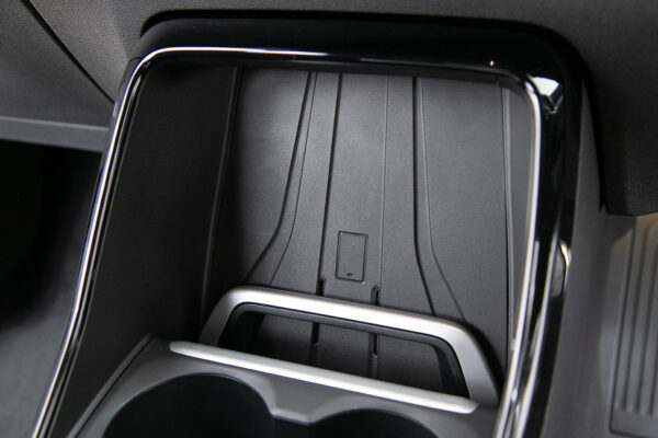 218d アクティブツアラー Mスポーツ DCT