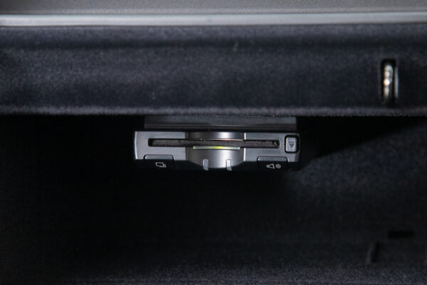 レンジローバー スポーツ 5.0 V8 4WD