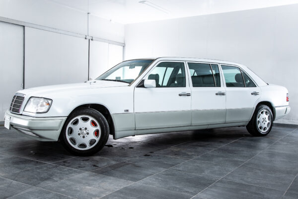 260E ロングホイールベース 6D リムジン