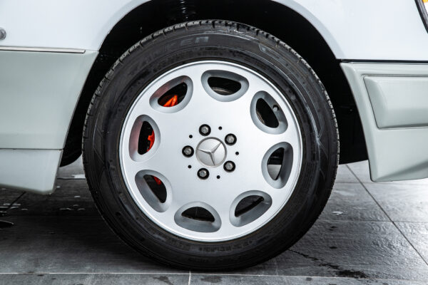 260E ロングホイールベース 6D リムジン