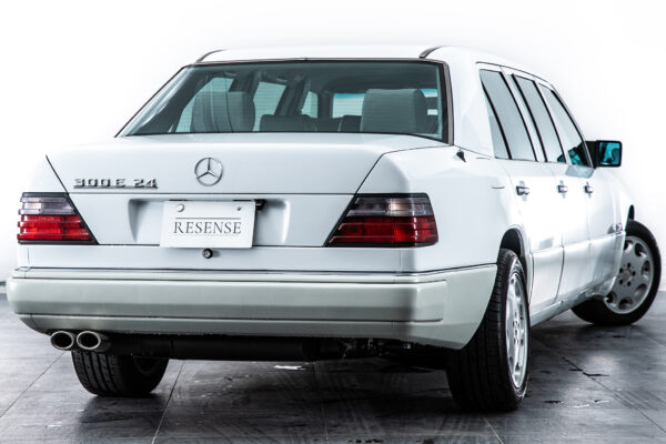 260E ロングホイールベース 6D リムジン