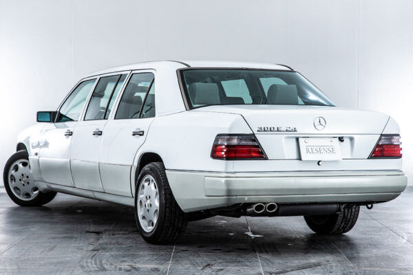 260E ロングホイールベース 6D リムジン