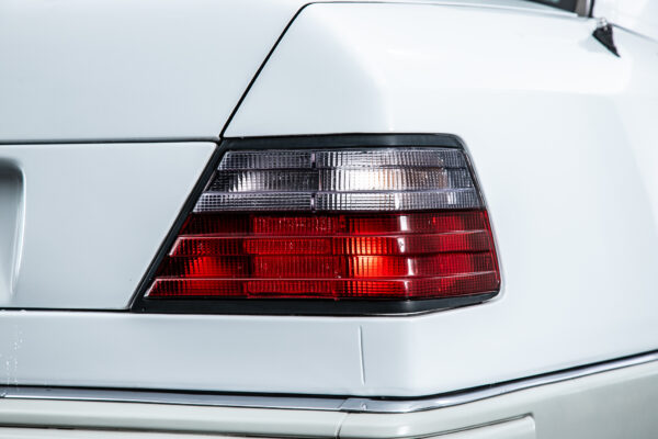 260E ロングホイールベース 6D リムジン