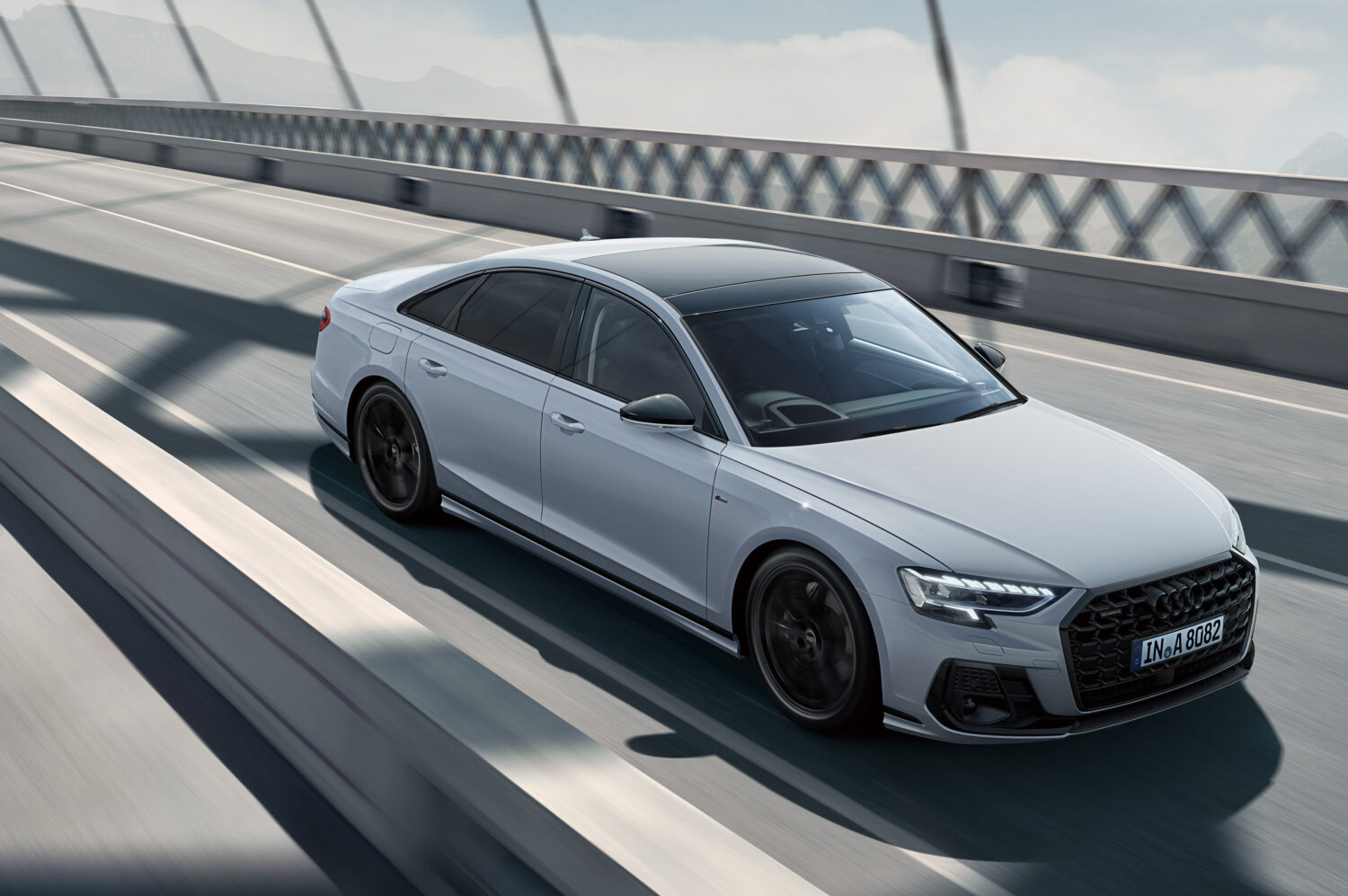 アウディA8 ICEとPHEVの計40台限定車 グランドツーリング