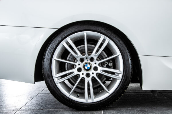 335i カブリオレ Mスポーツパッケージ