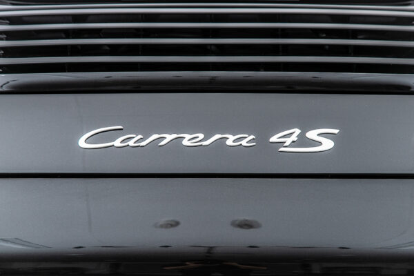 911 カレラ4S ティプトロニックS 4WD