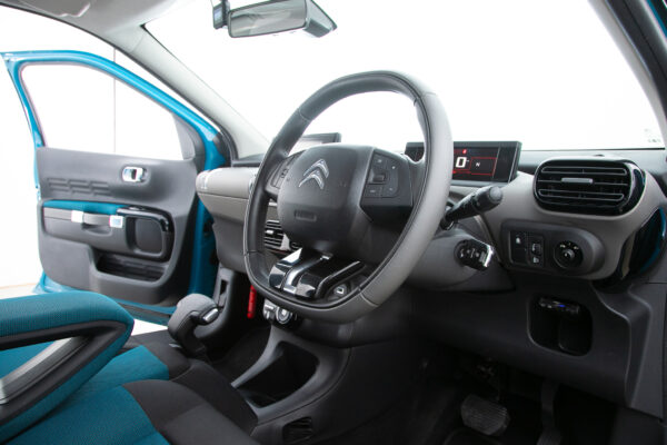 C4 カクタス 1.2 200台限定車