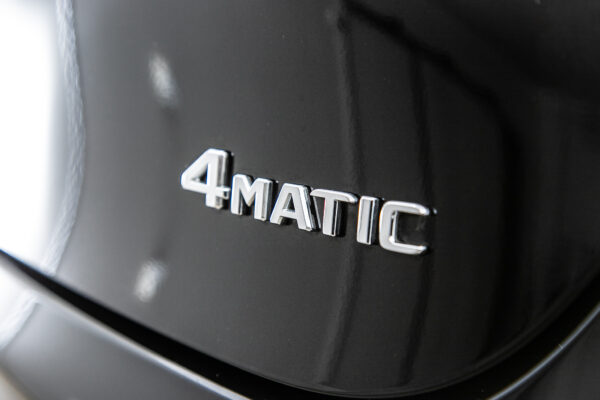 GLC 220d クーペ 4マチック AMGライン