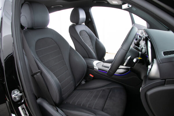 GLC 220d クーペ 4マチック AMGライン