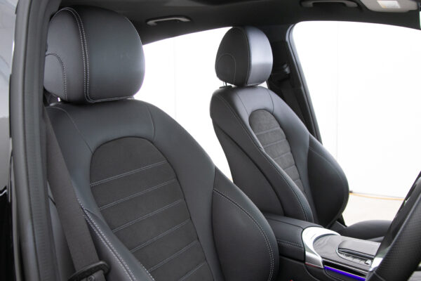 GLC 220d クーペ 4マチック AMGライン