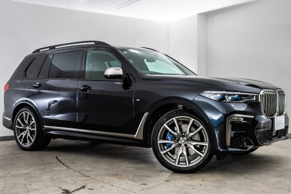 X7 M50i 4WD