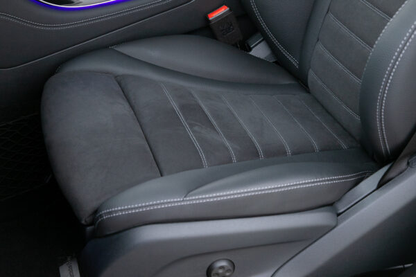 GLC 220d クーペ 4マチック AMGライン