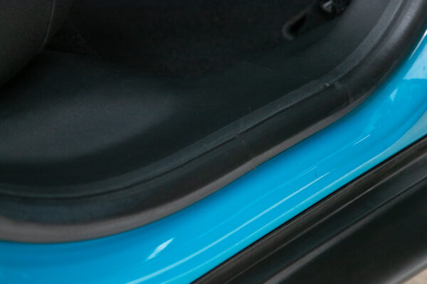 C4 カクタス 1.2 200台限定車