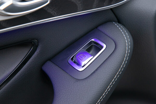 GLC 220d クーペ 4マチック AMGライン