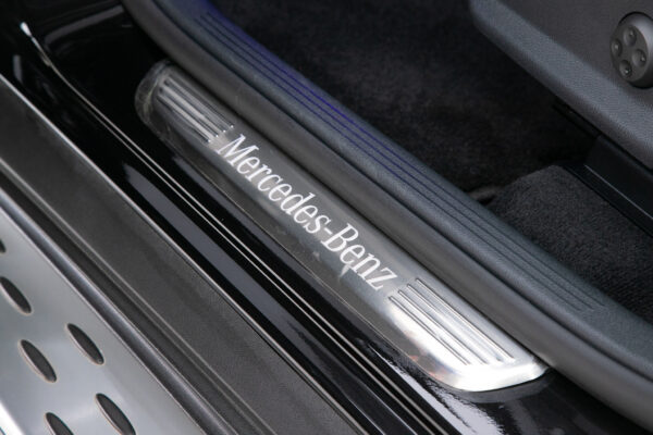 GLC 220d クーペ 4マチック AMGライン