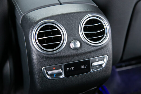 GLC 220d クーペ 4マチック AMGライン