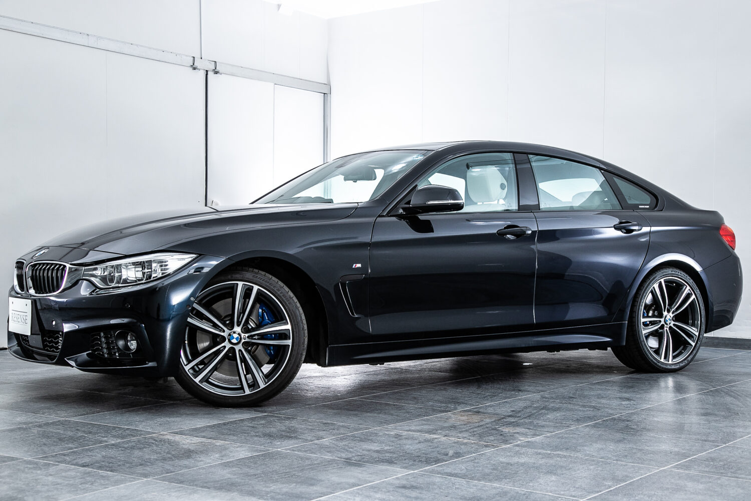 435i グランクーペ Mスポーツ