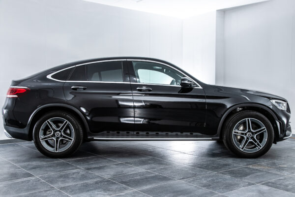 GLC 220d クーペ 4マチック AMGライン