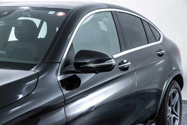 GLC 220d クーペ 4マチック AMGライン