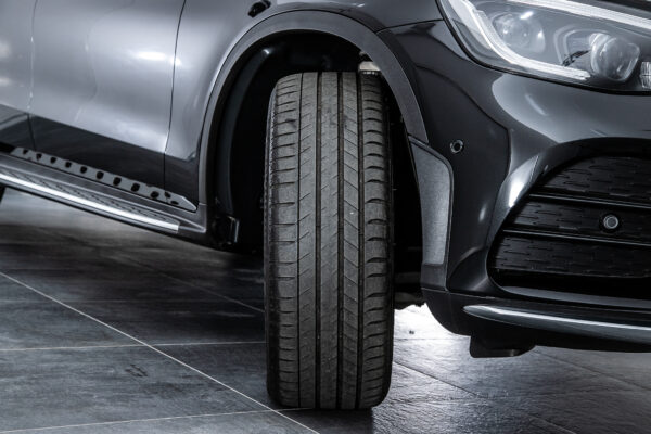 GLC 220d クーペ 4マチック AMGライン