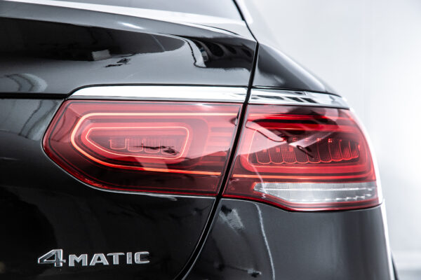 GLC 220d クーペ 4マチック AMGライン