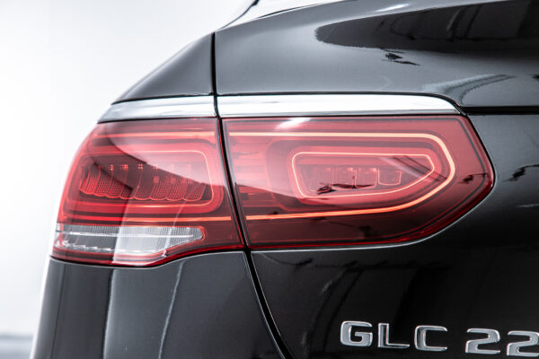 GLC 220d クーペ 4マチック AMGライン