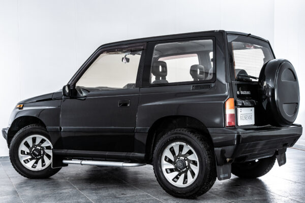 エスクード 3ドア 1.6 ハードトップ GリミテッドⅢ 4WD