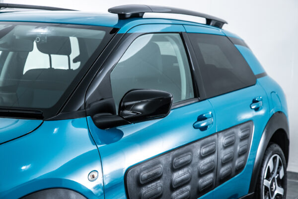 C4 カクタス 1.2 200台限定車