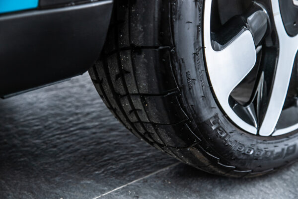 C4 カクタス 1.2 200台限定車