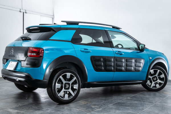 C4 カクタス 1.2 200台限定車