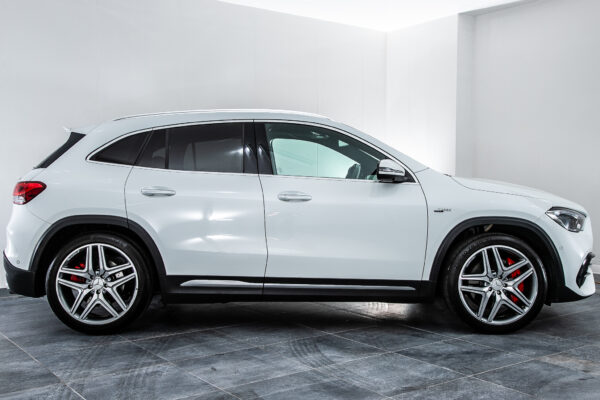 GLA45S 4マチックプラス