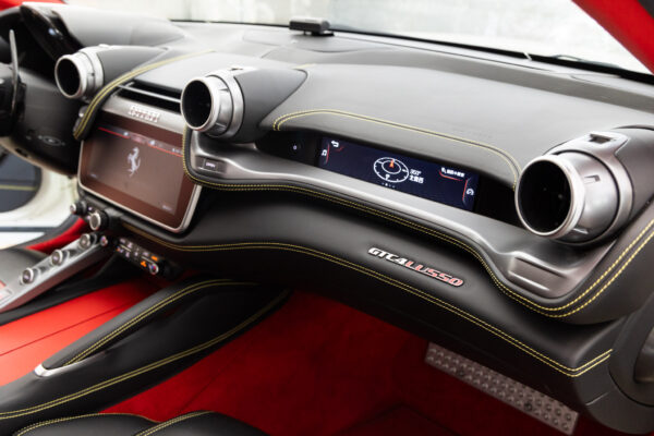 GTC4ルッソ 6.3 4WD 左H